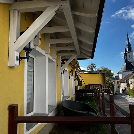 Konukevi Rohrbacher Herz